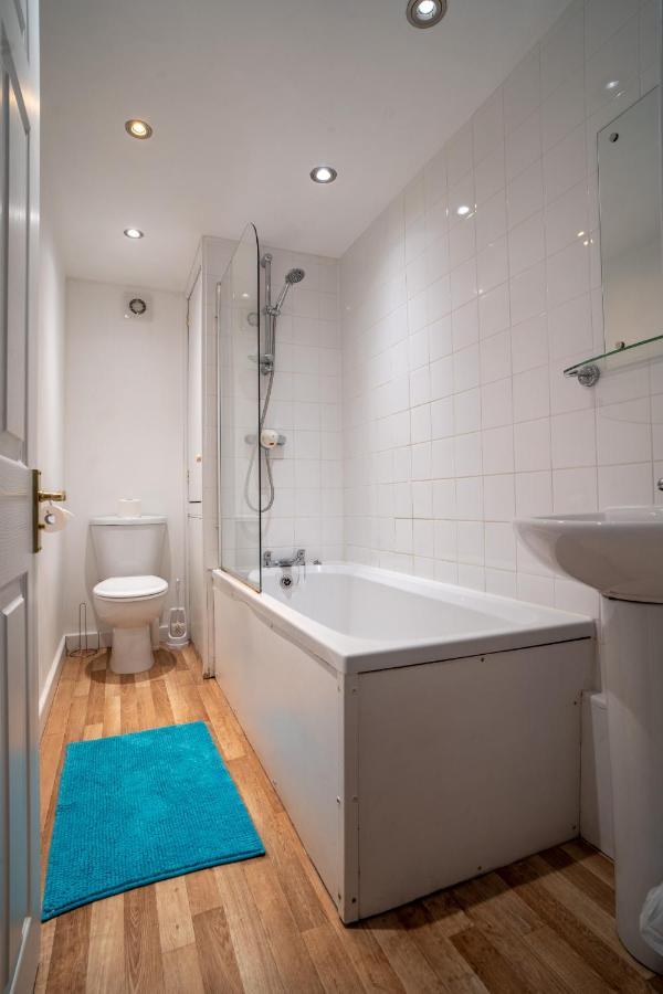 The Torrs Apartments New Mills Екстер'єр фото