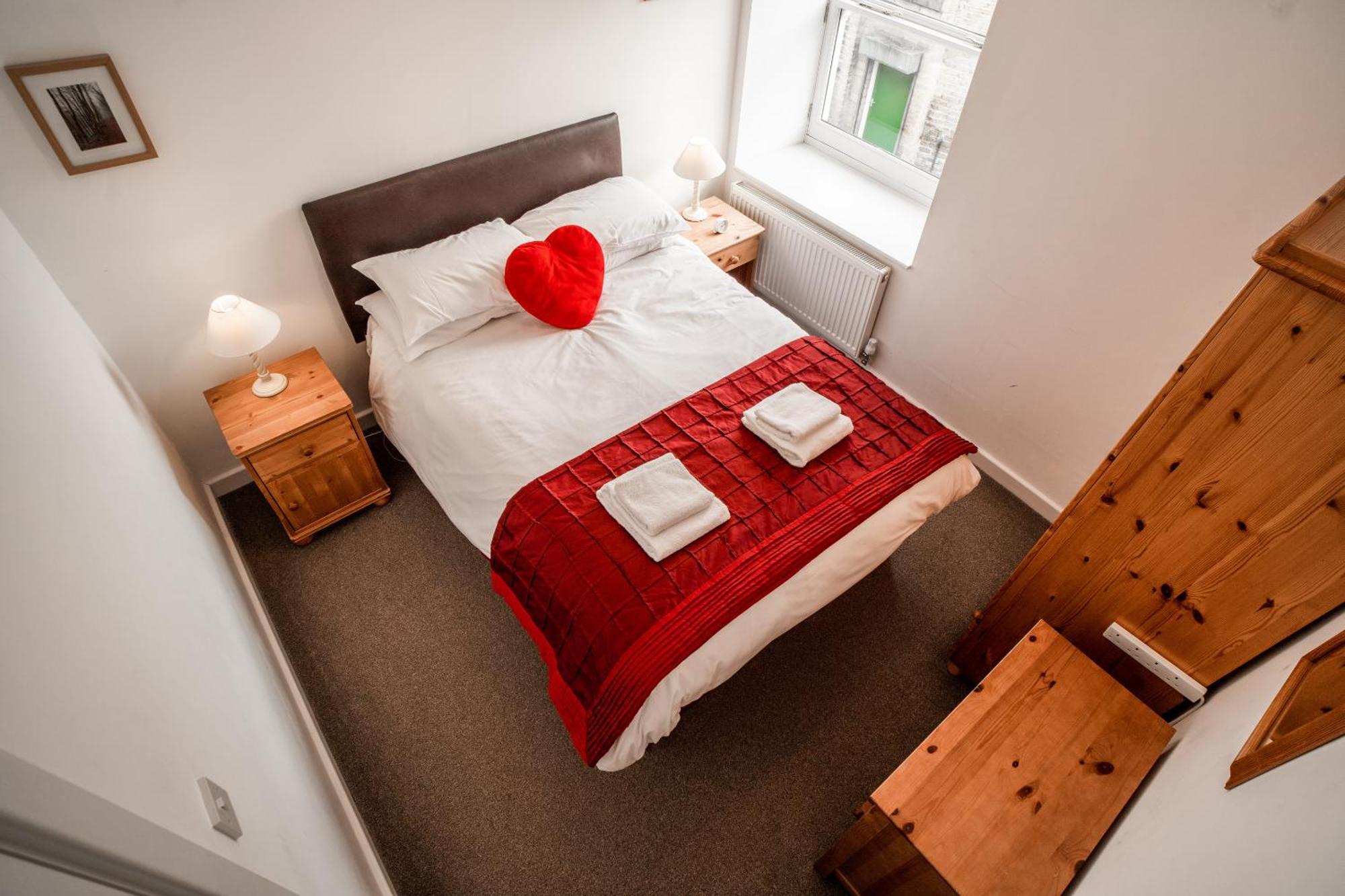 The Torrs Apartments New Mills Екстер'єр фото